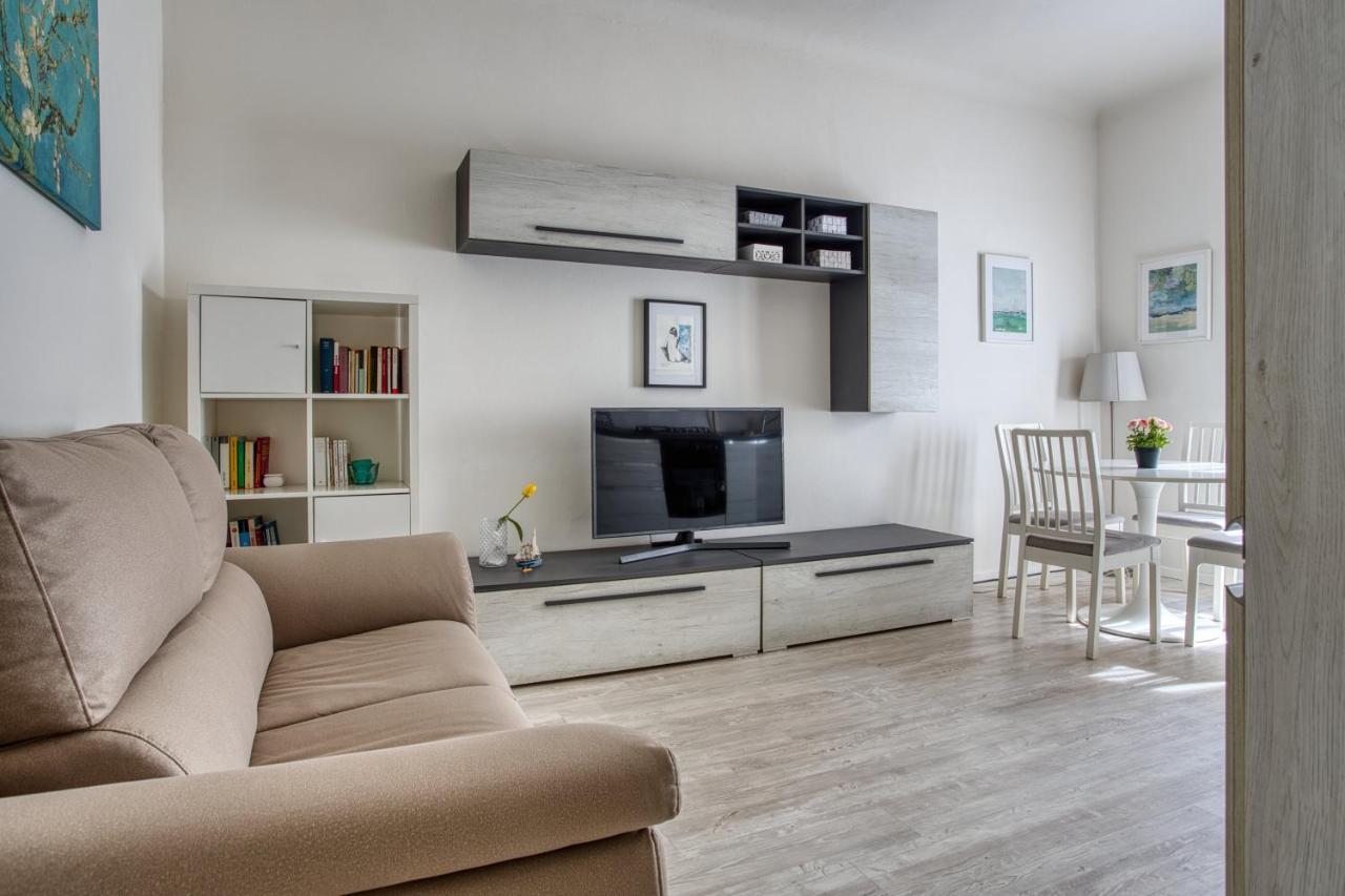 Joivy Chic 1 Bed Flat Milán